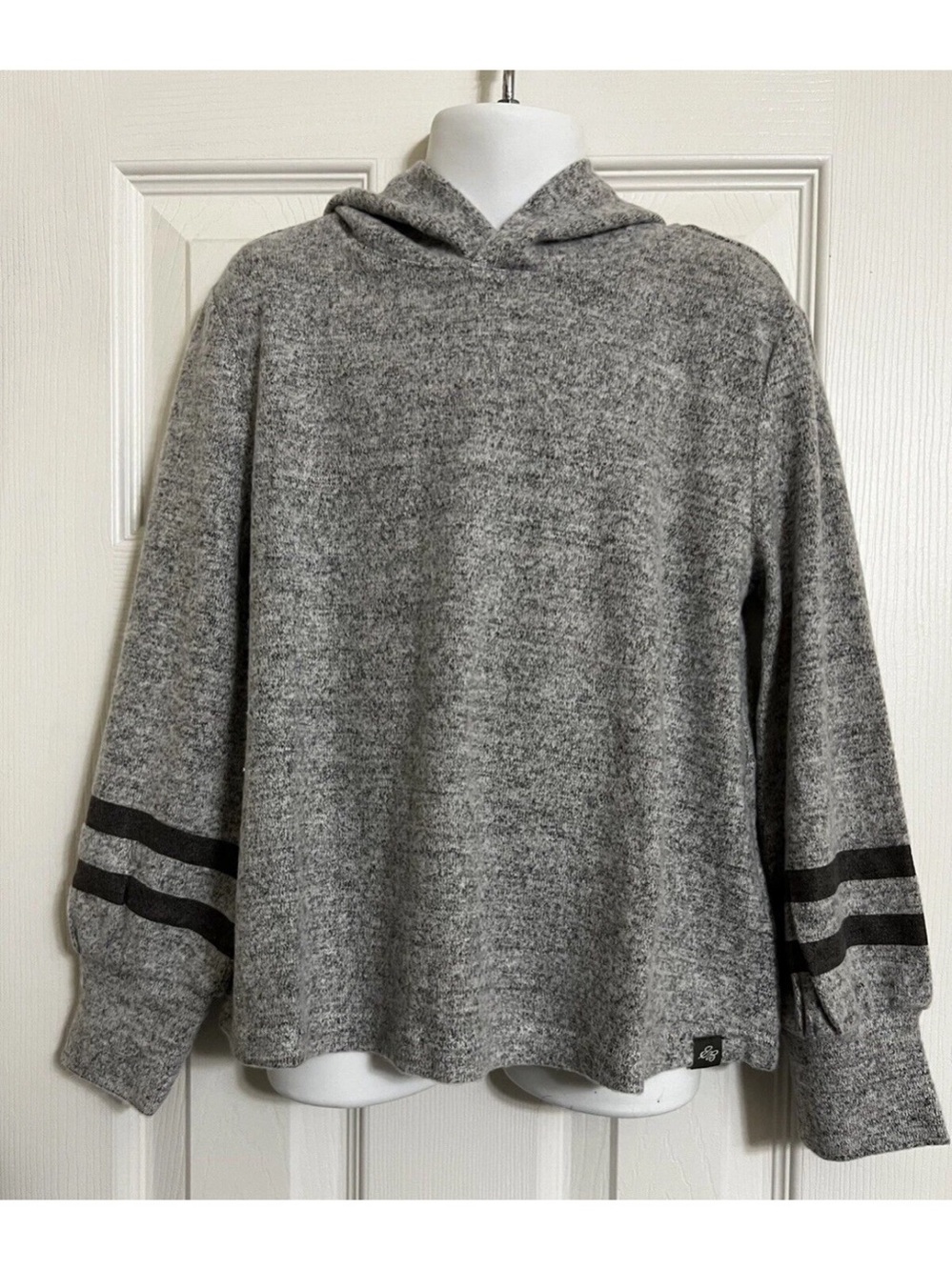 EDDIE BAUER GIRLS XXS GRAY HOODIE ULTRA SOFT PULLOVER NEW TAGS